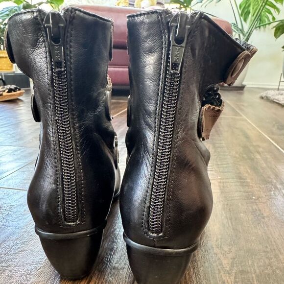 Anthropologie Everybody Chiseled Doily Leather Black Brown Filigree Boot EU 38.5 - Picture 8 of 11